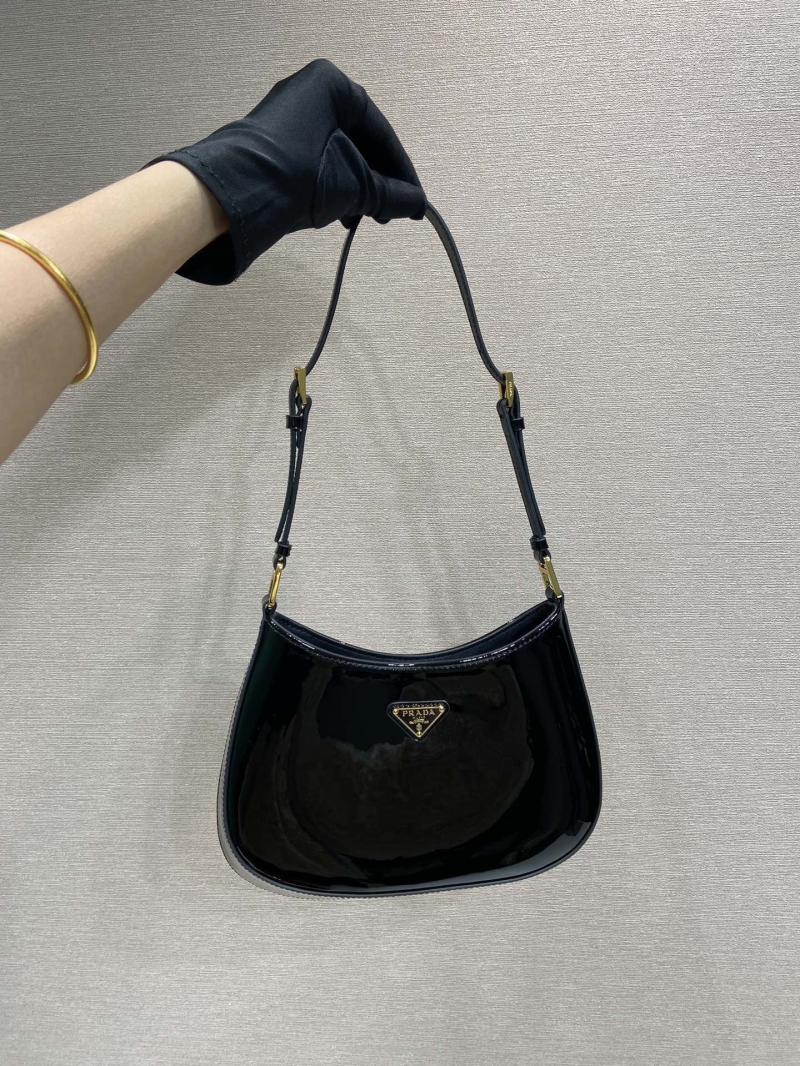 Pra*a hobo bags
